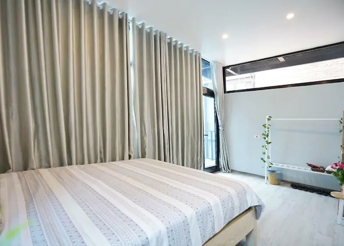 Bed &amp; Breakfast Almor With Pool In Right Center 3*