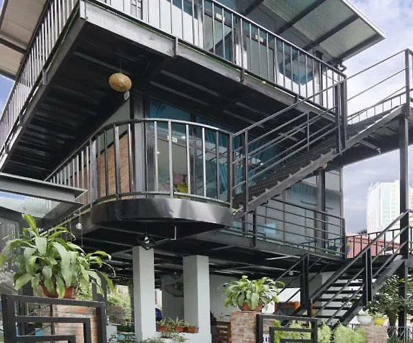 Almor With Pool In Right Center Bed &amp; Breakfast Hạ Long