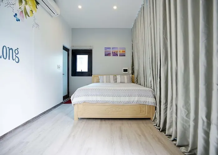 Almor With Pool In Right Center 3* Hạ Long